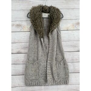 Angel of the North Sweater‎ Vest Womens Small Gray Faux Fur Cable Knit Long